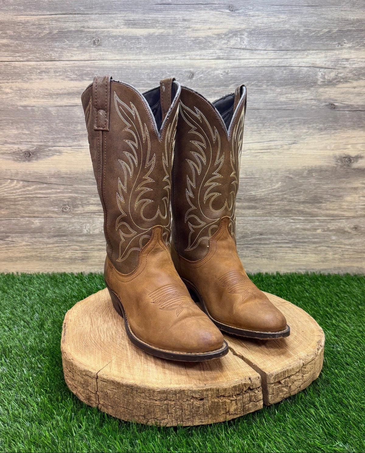 Unknown Women - Size 7M - Two Tone Brown Western Cowboy Boots Style 5742