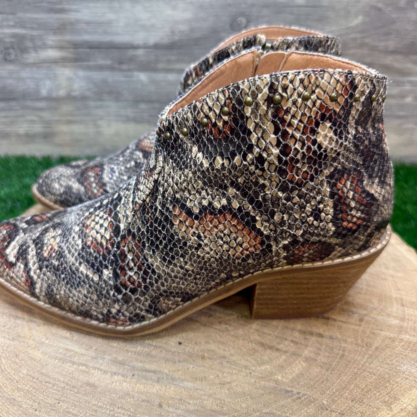 Boutique Women - Size 9 - Tan Faux Snake Ankle Boots Style Swifton