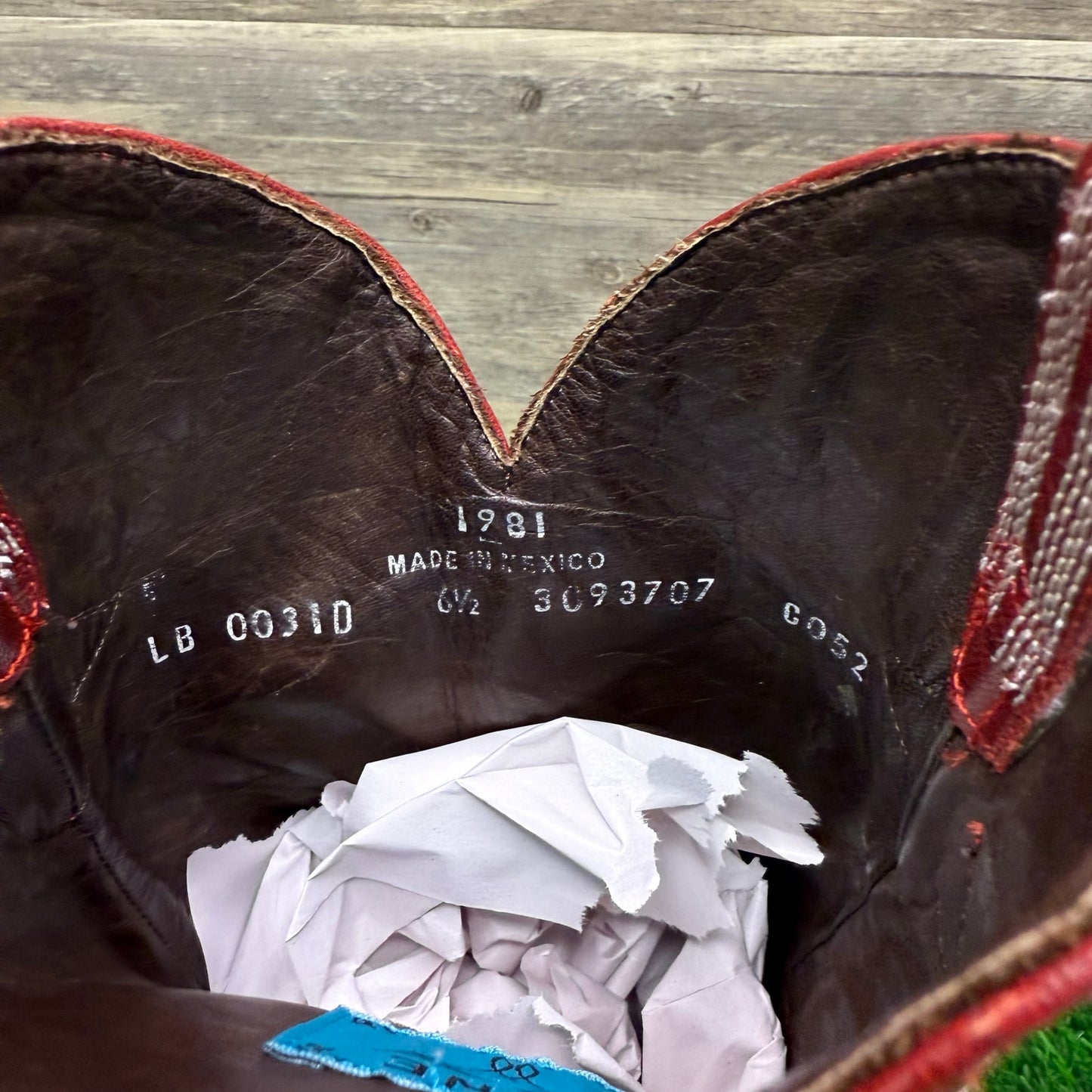 Lane Women - Size 6.5 - Red Saratoga Snip Toe Cowboy Boots Style LB0031D