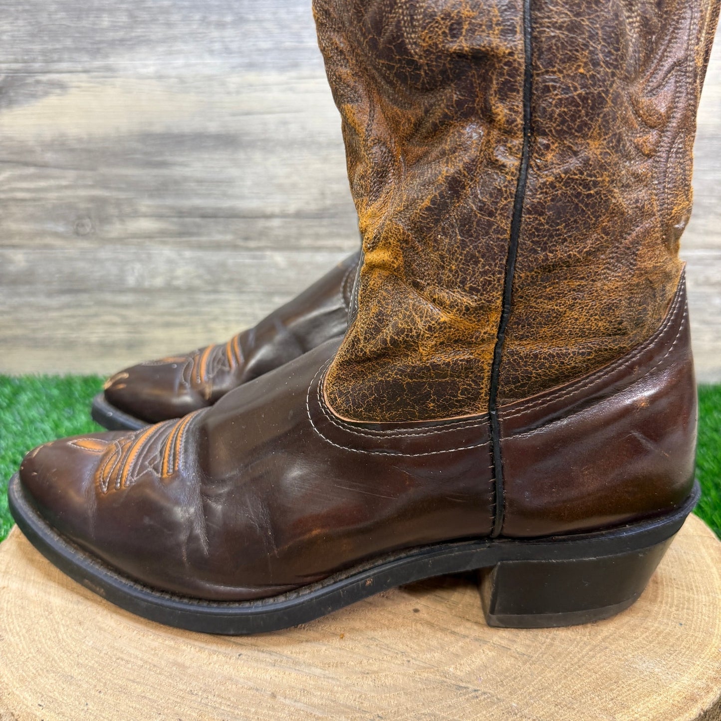 Texas Men - Size 11D - Vintage Brown Western Cowboy Boots Style 3459