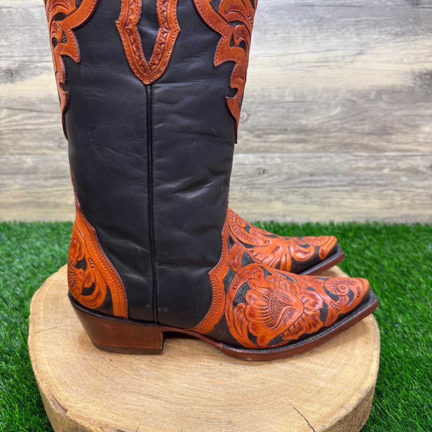 Denver Mountains Women - Size 7 - Black/Brown Hand Tooled Cowboy Boots L4074