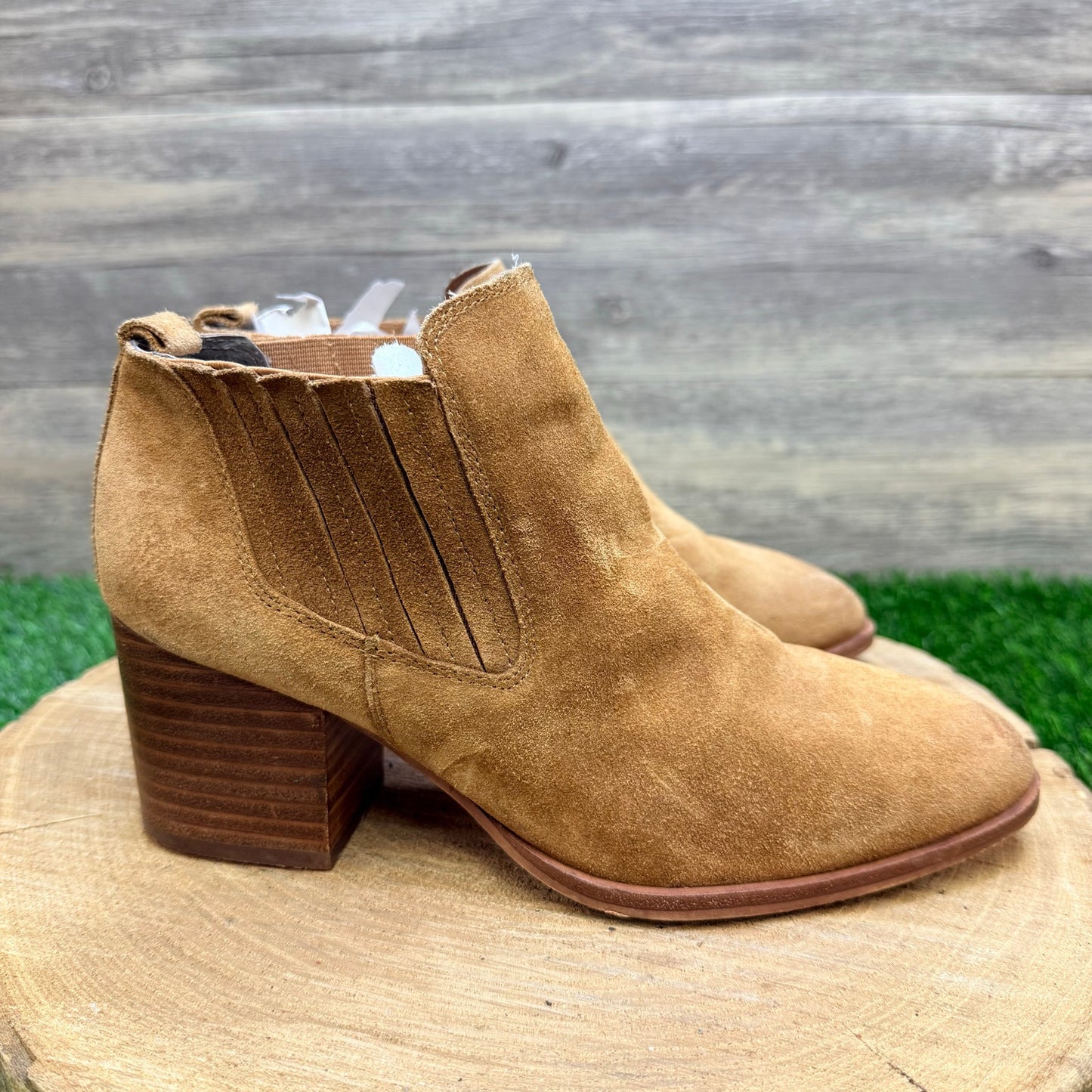 Isola Women - Size 7.5 - Tan Suede Ankle Boots