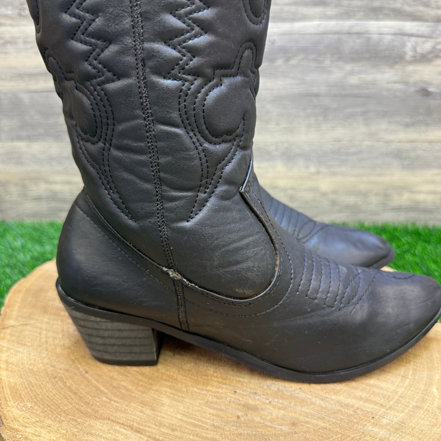 Chase Chloe Women - Size 7 - Black Soft Faux Leather Boots Style Charles-1