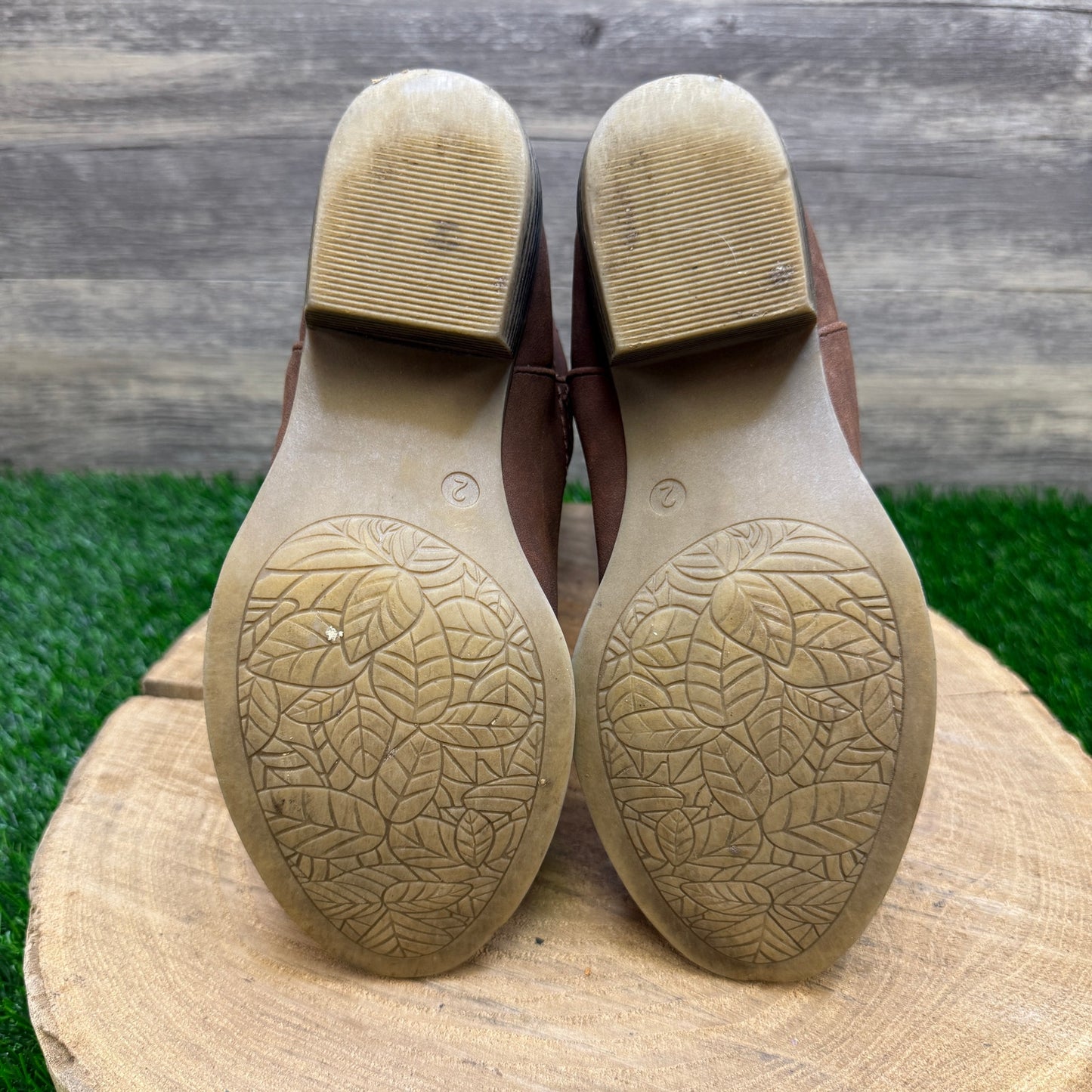 Shelby Youth - Size 2 - Brown Faux Leather Boots Style 701529