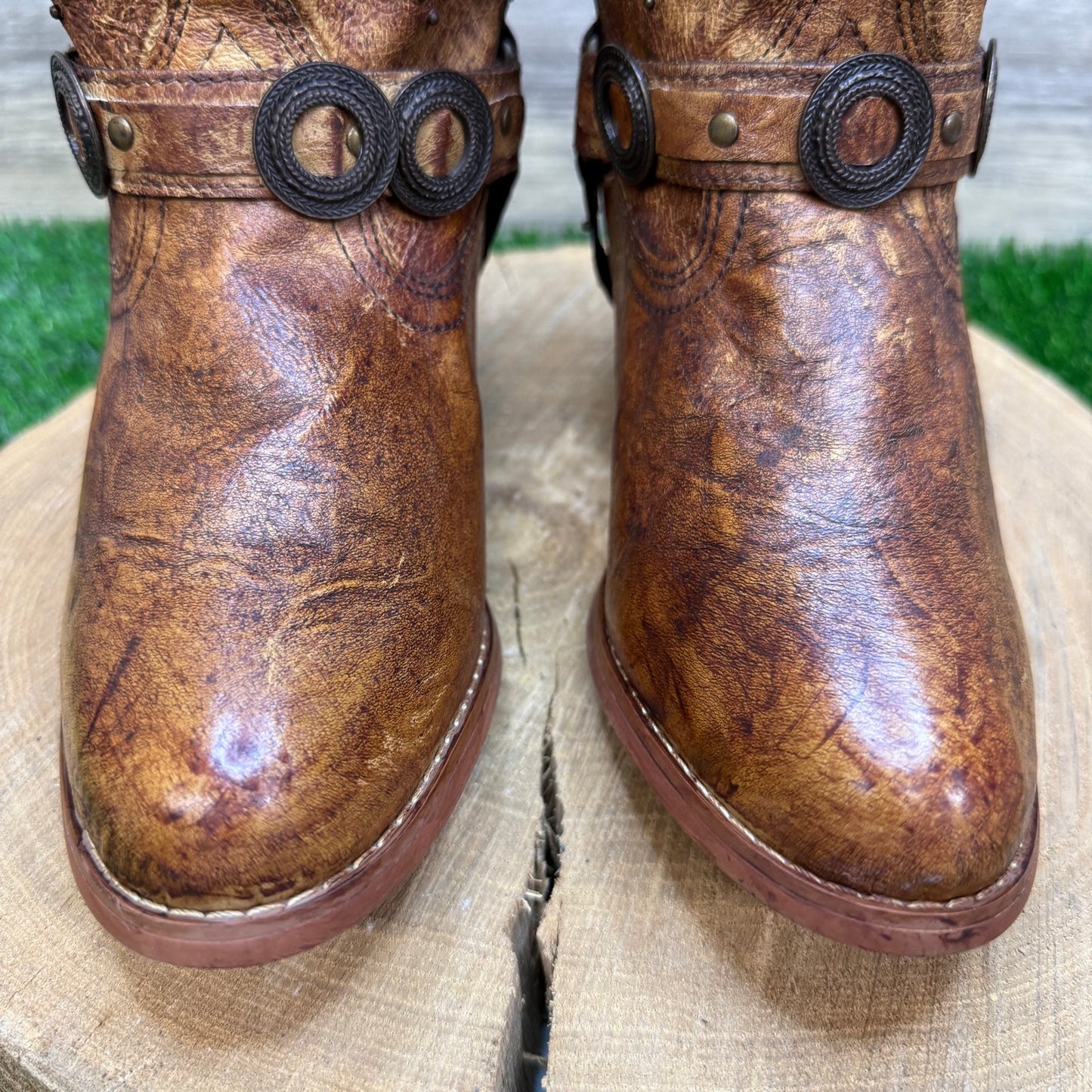 Dingo Women - Size 9.5M - Distressed Brown Studded Harness Cowboy Boots DI566