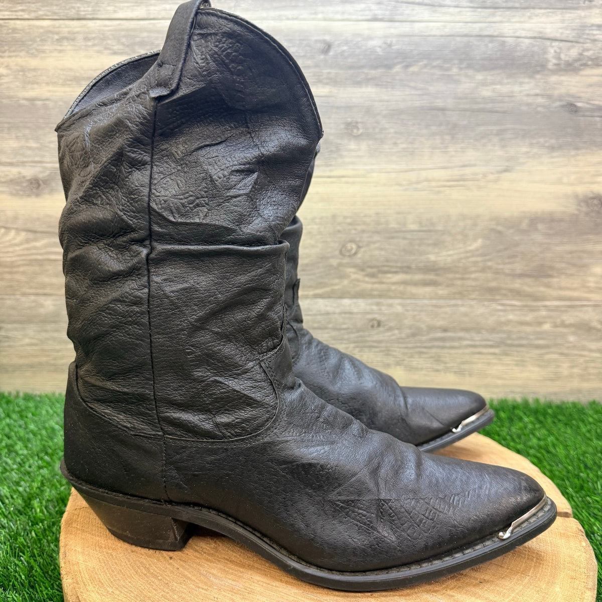 Dingo Women - Size 10M - Vintage Black Slouch Toe Plate Cowboy Boots 3613