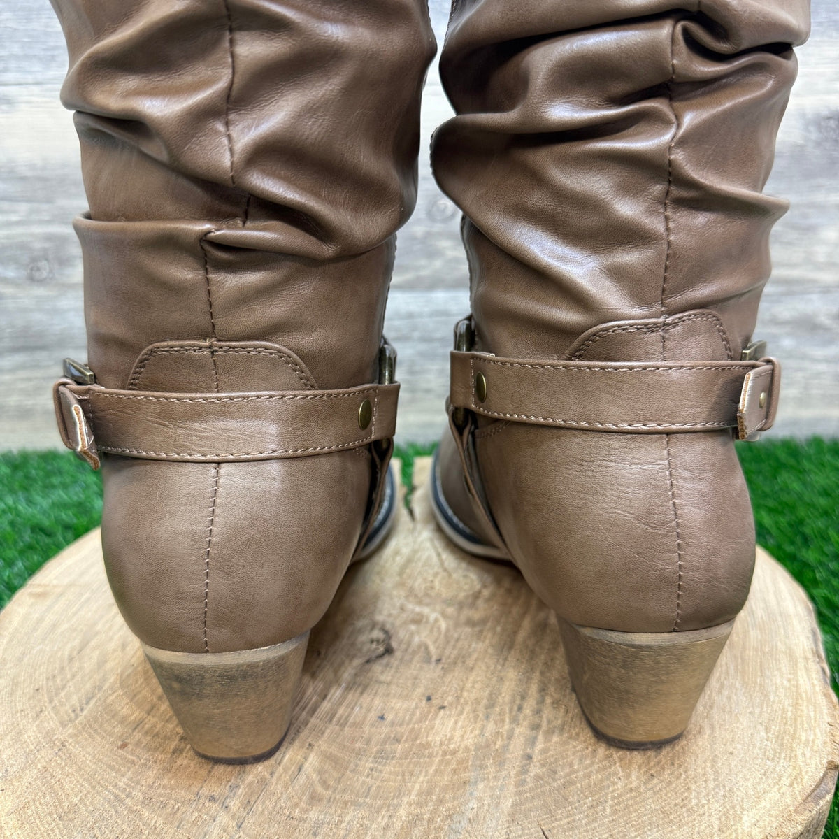 Refresh Women - Size 10 - Beige Slouch Buckle Faux Leather Boots Style Wild