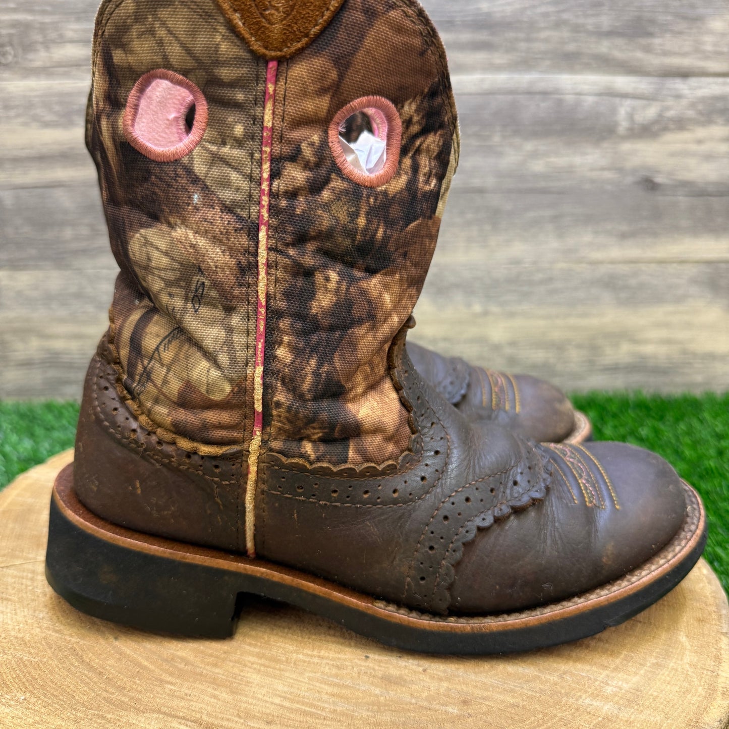Ariat Women - Size 7B - Brown/Camo Cowboy Boots Style 10006854