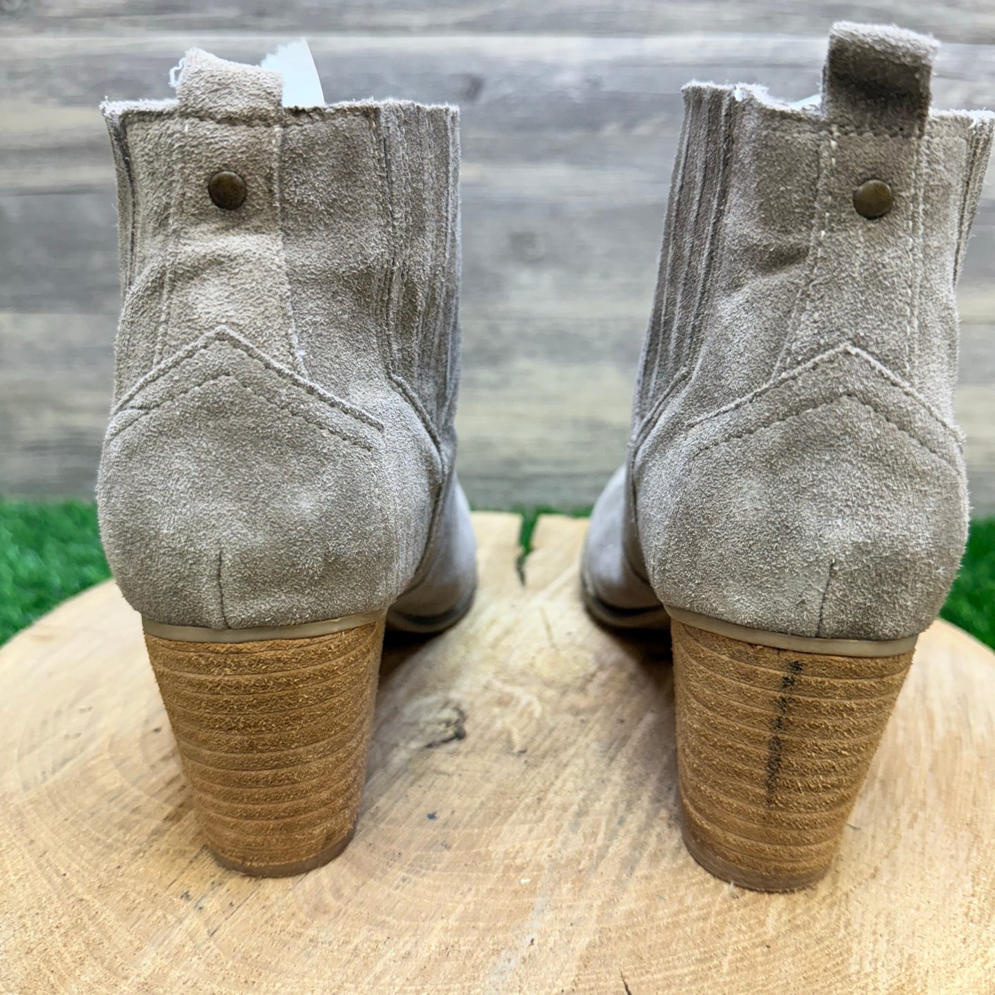 Franco Fortini Women - Size 8 - Taupe Suede Ankle Boots Chesney