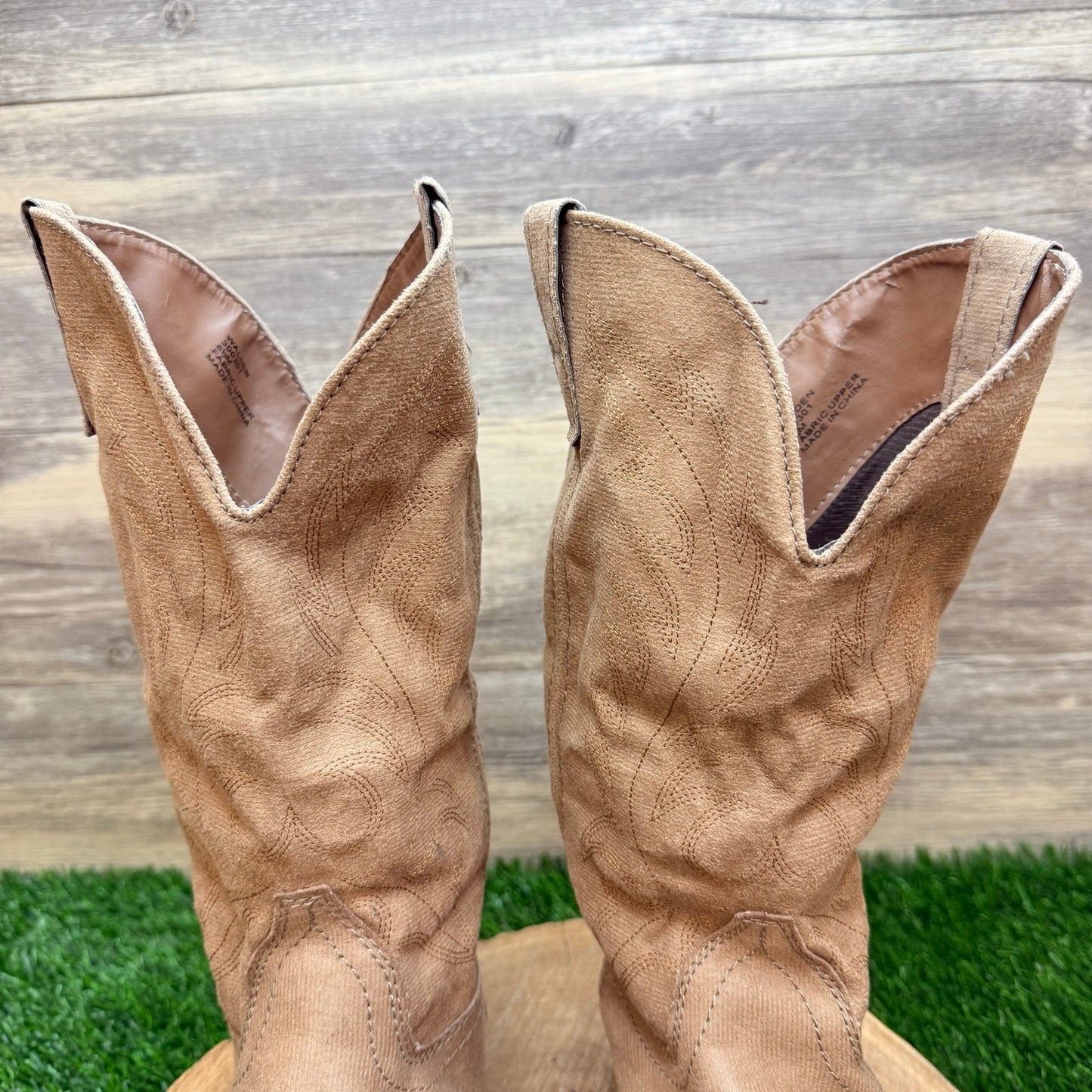 Rampage Women - Size 8.5M - Beige Faux Leather Cowboy Boots Walden 300301