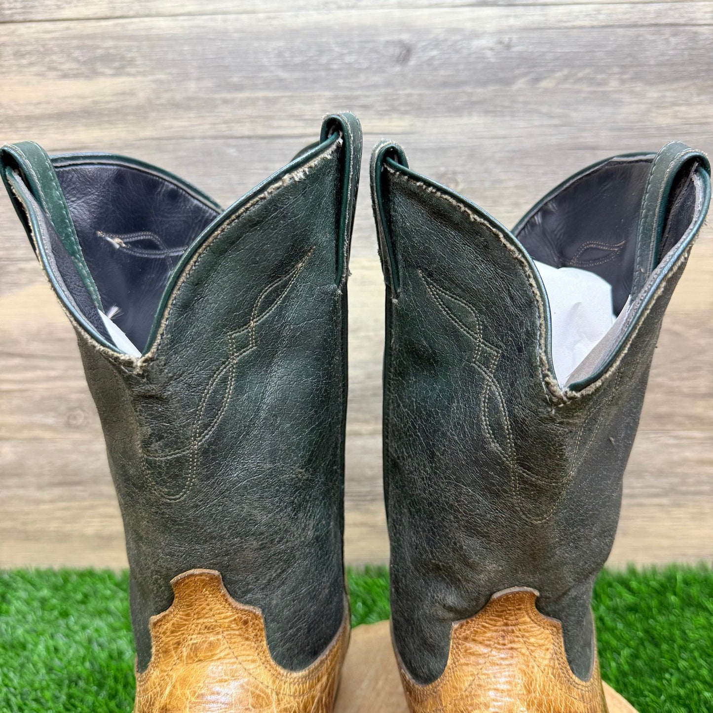 Laredo Men - Size 13D - Vintage Beige / Green Snip Toe Cowboy Boots 7823