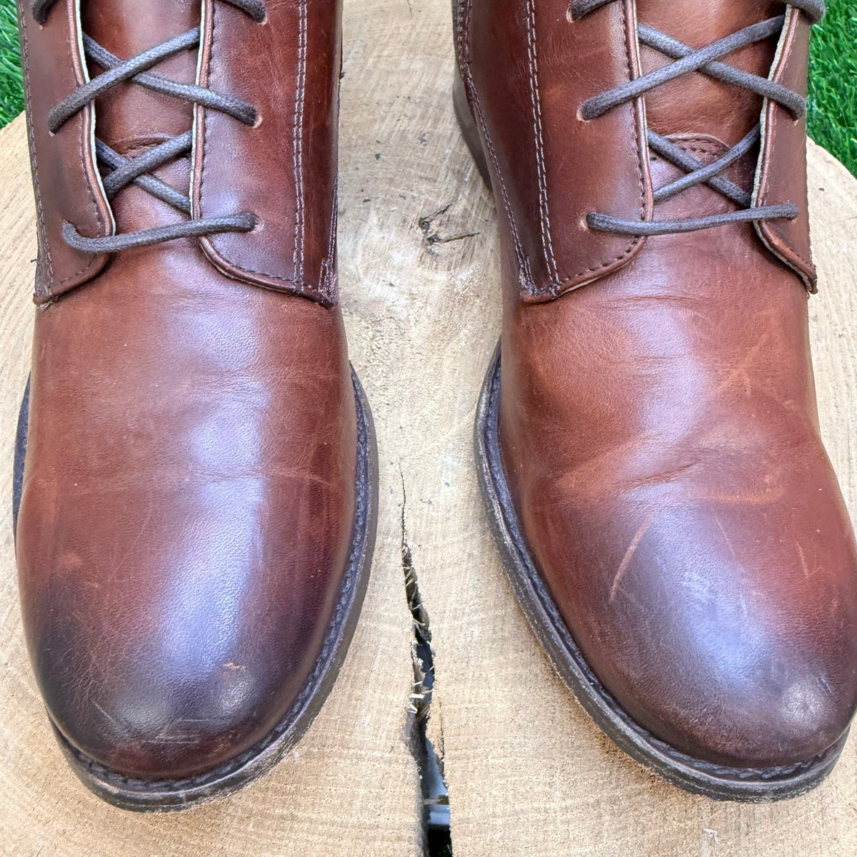 Frye Women - Size 8B - Melissa Lace Up Ankle Boots 3476081