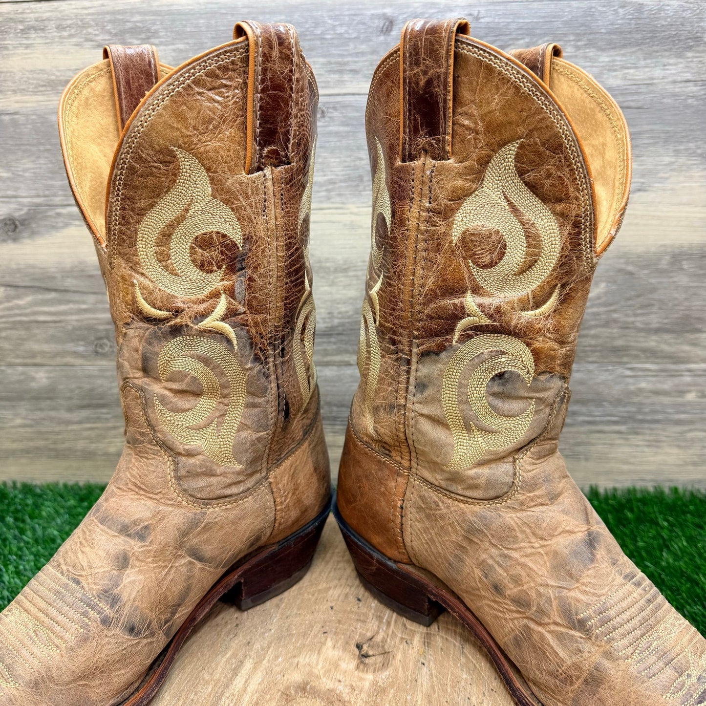 Justin Women - Size 9B - Distressed Brown Snip Toe Cowboy Boots BRL103