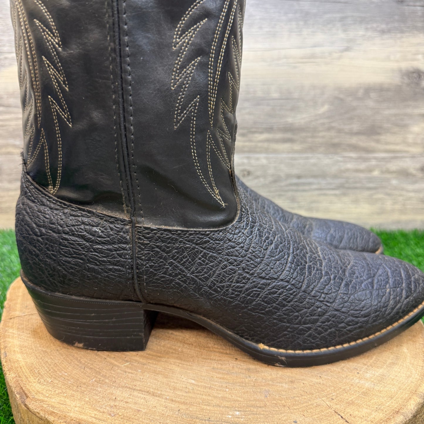 Bronco Men - Size 10.5EE - Vintage Black Faux Print/Leather Cowboy Boots 1750