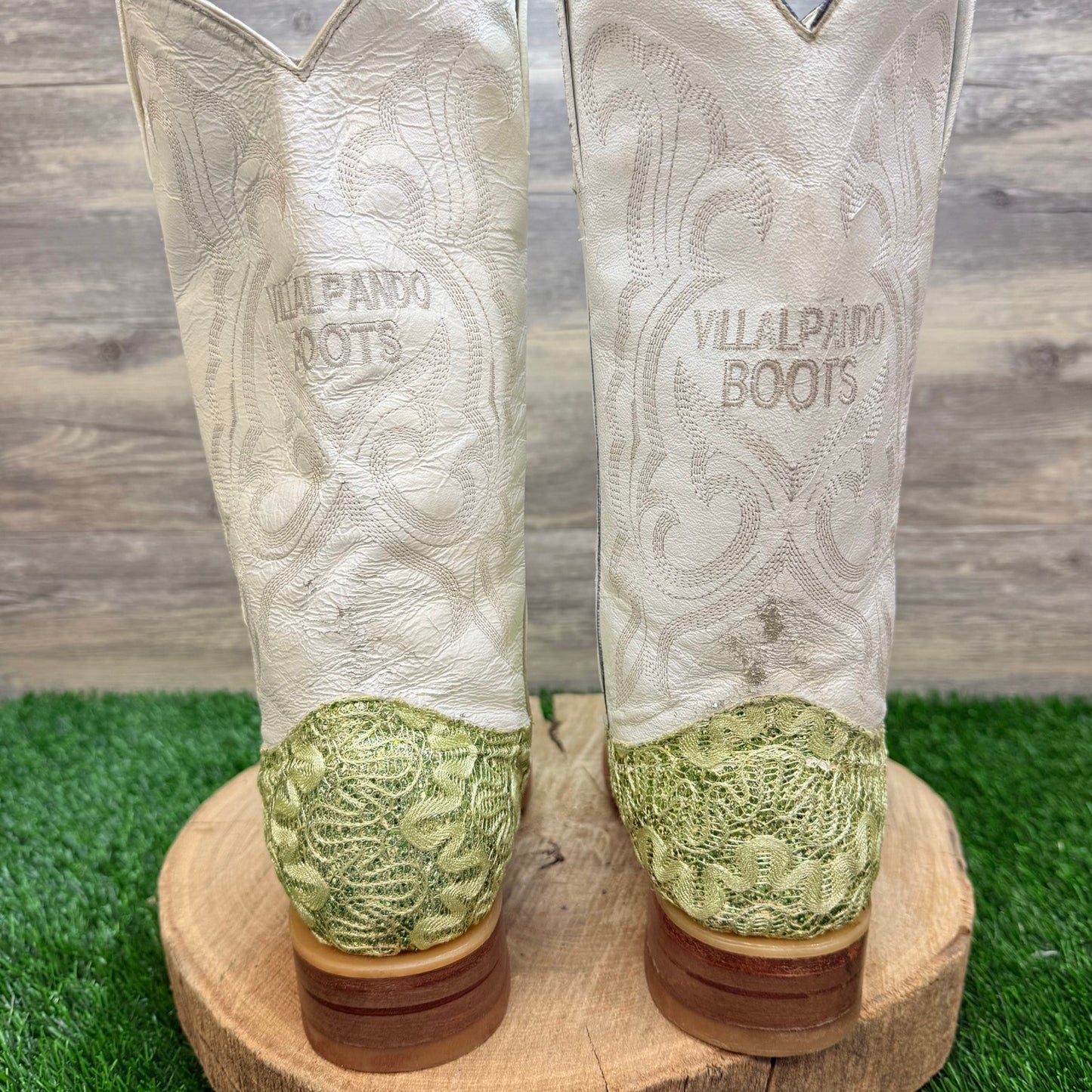 Villalpando Women - Size 8.5 - White / Green Lace Pointed Mexico Cowboy  Boots