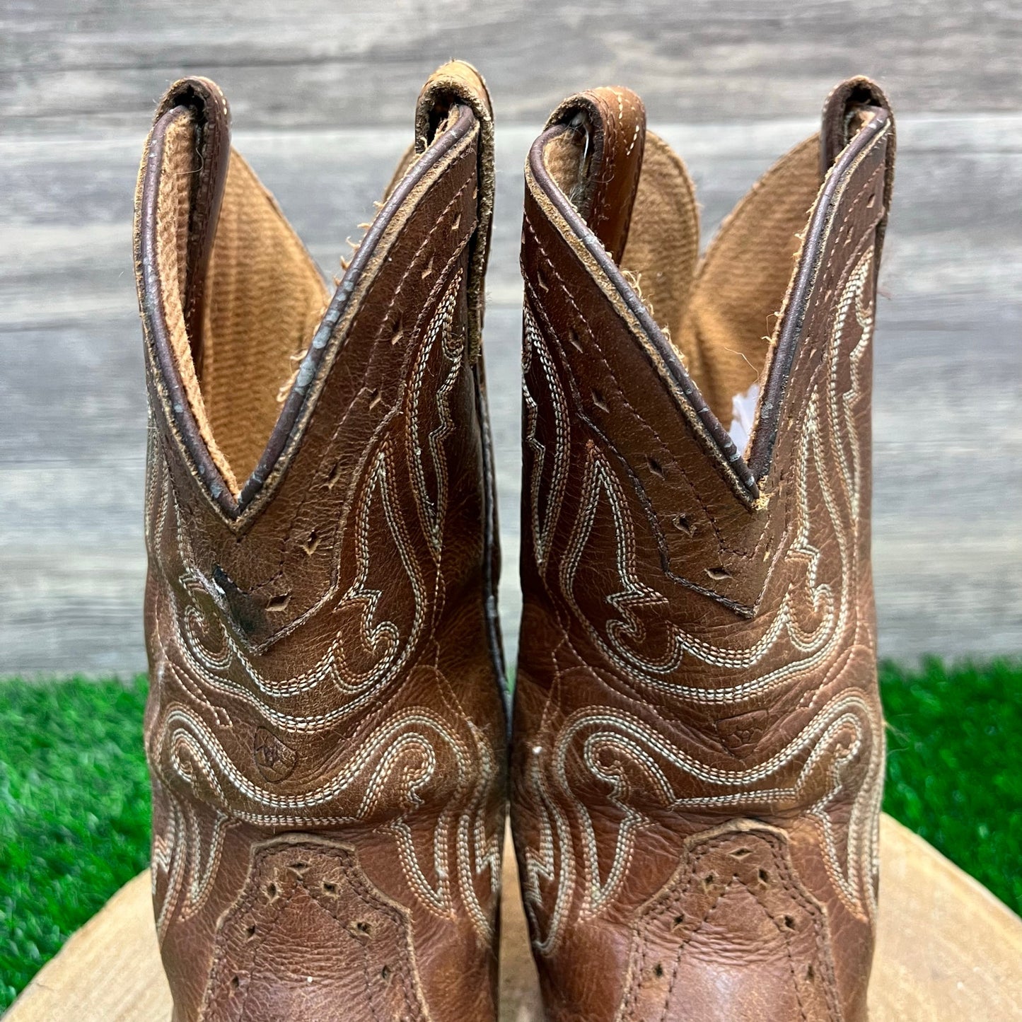 Ariat Youth - Size 13 - Brown Snip Toe Cowboy Boots