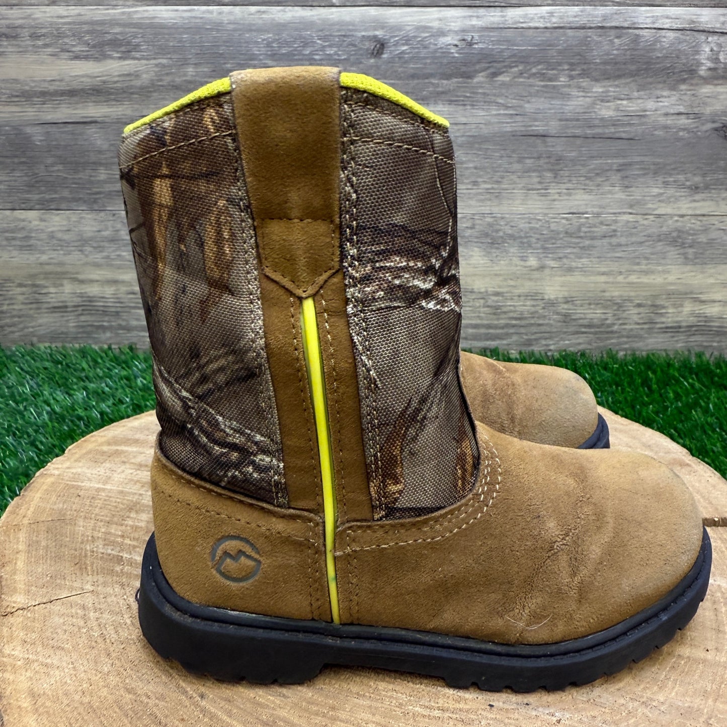 Magellan Youth - Size 12D - Tan/Camo Faux Leather Boots Style 1575