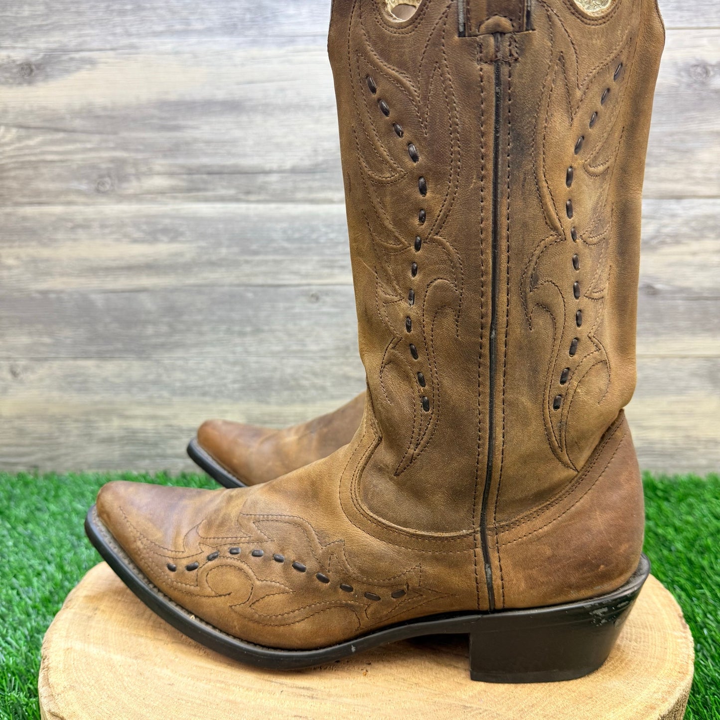 Durango Men - Size 8EE - Brown Whip Stitch Cowboy Boots DB582
