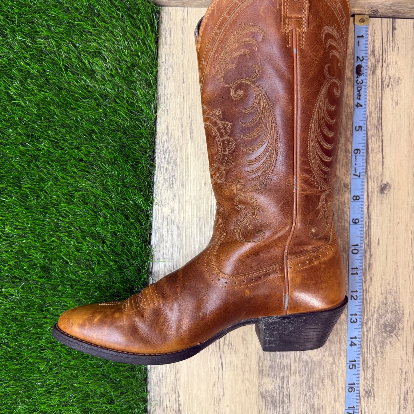Ariat Women - Size 8B - Tan Scroll Western Cowboy Boots Style 10010971