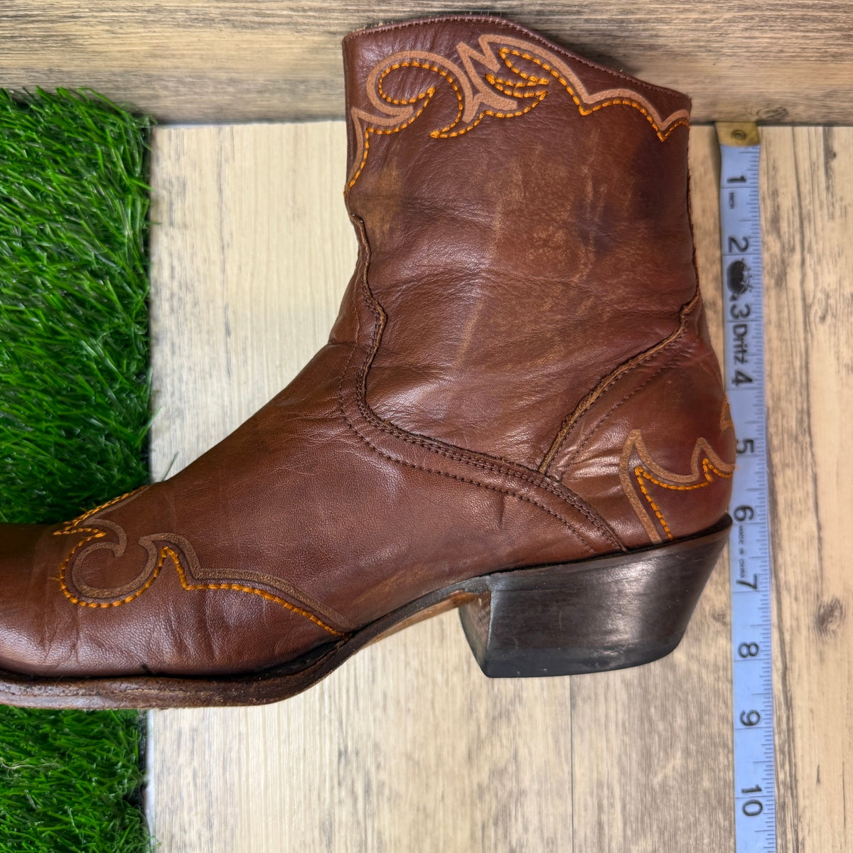 Lucchese Women - Size 7B - Brown/Orange Stitching Ankle Cowboy Boots M6019