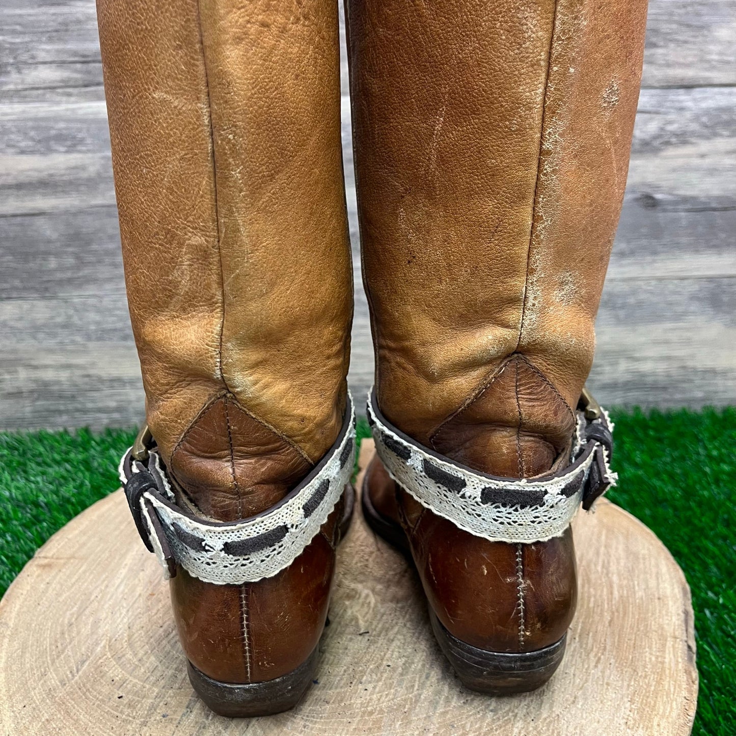 Circle’s Women - Size 6 - Tan Harness Riding Boots