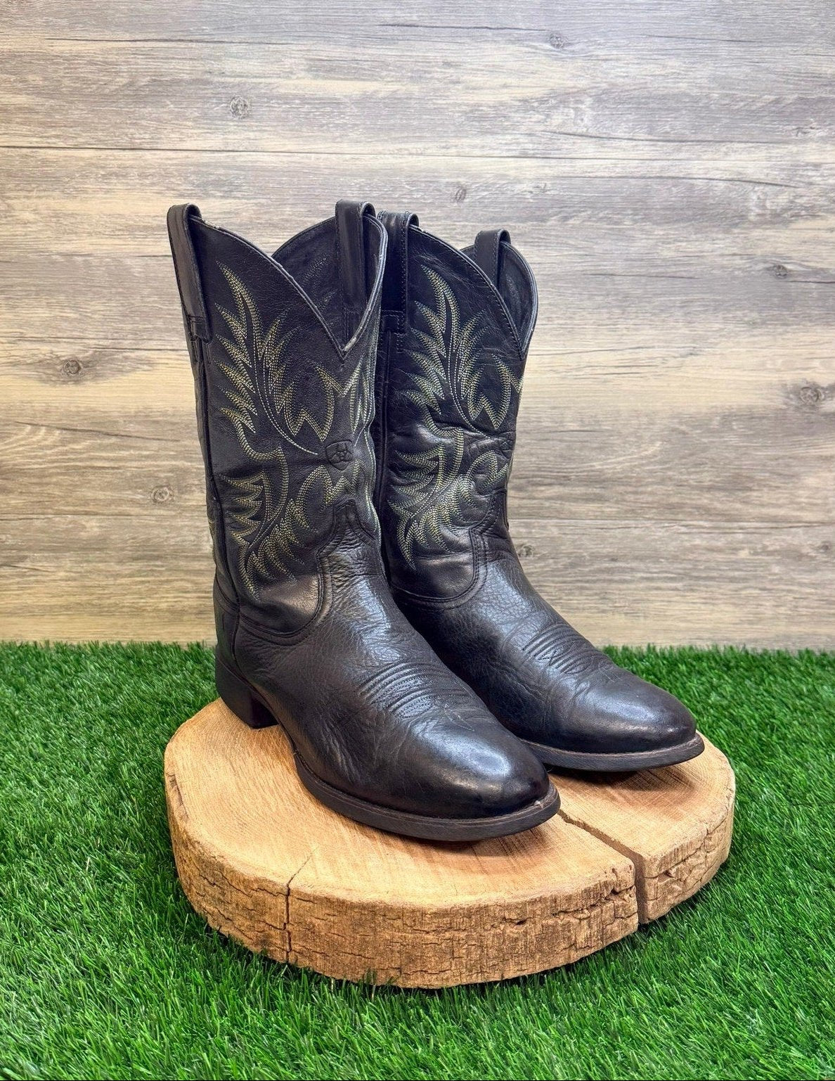 Ariat Men - Size 10D - Black/Green Heritage Western Cowboy Boots 10009594