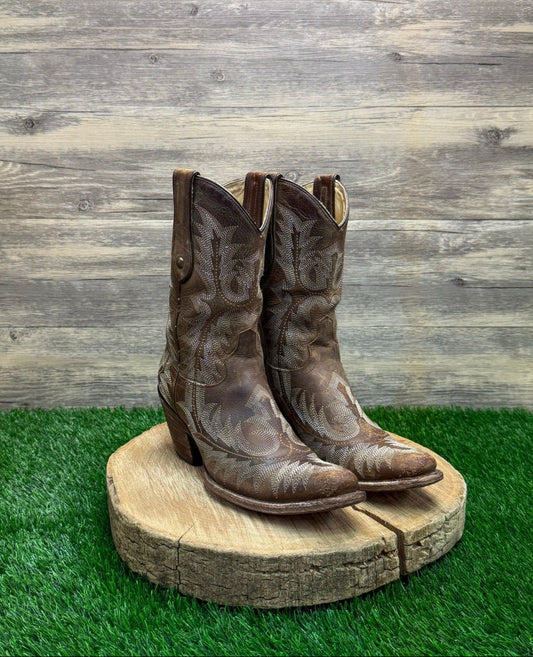 Corral Women - Size 7 - Distressed Tan Stitched Snip Toe Cowboy Boots G1902