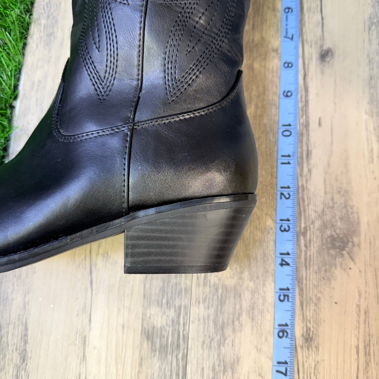 Madden Girl Women - Size 8.5M - Black Faux Leather Cowboy Boots Redford