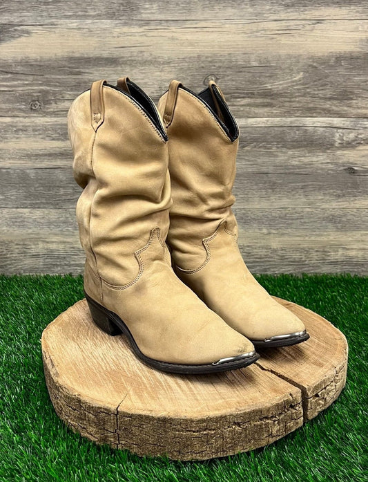 Dingo Women - Size 6M - Vintage Sand Color Suede Boots Style 18583