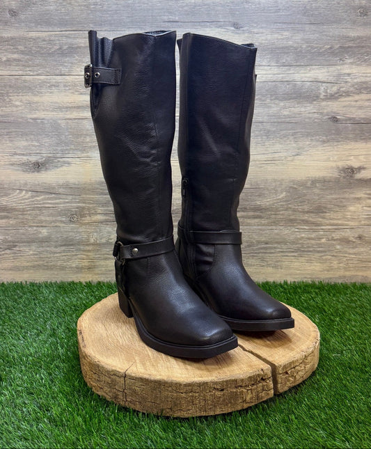 True Craft Women - Size 7M - Black Tall Faux Suede Boots Style Biddi