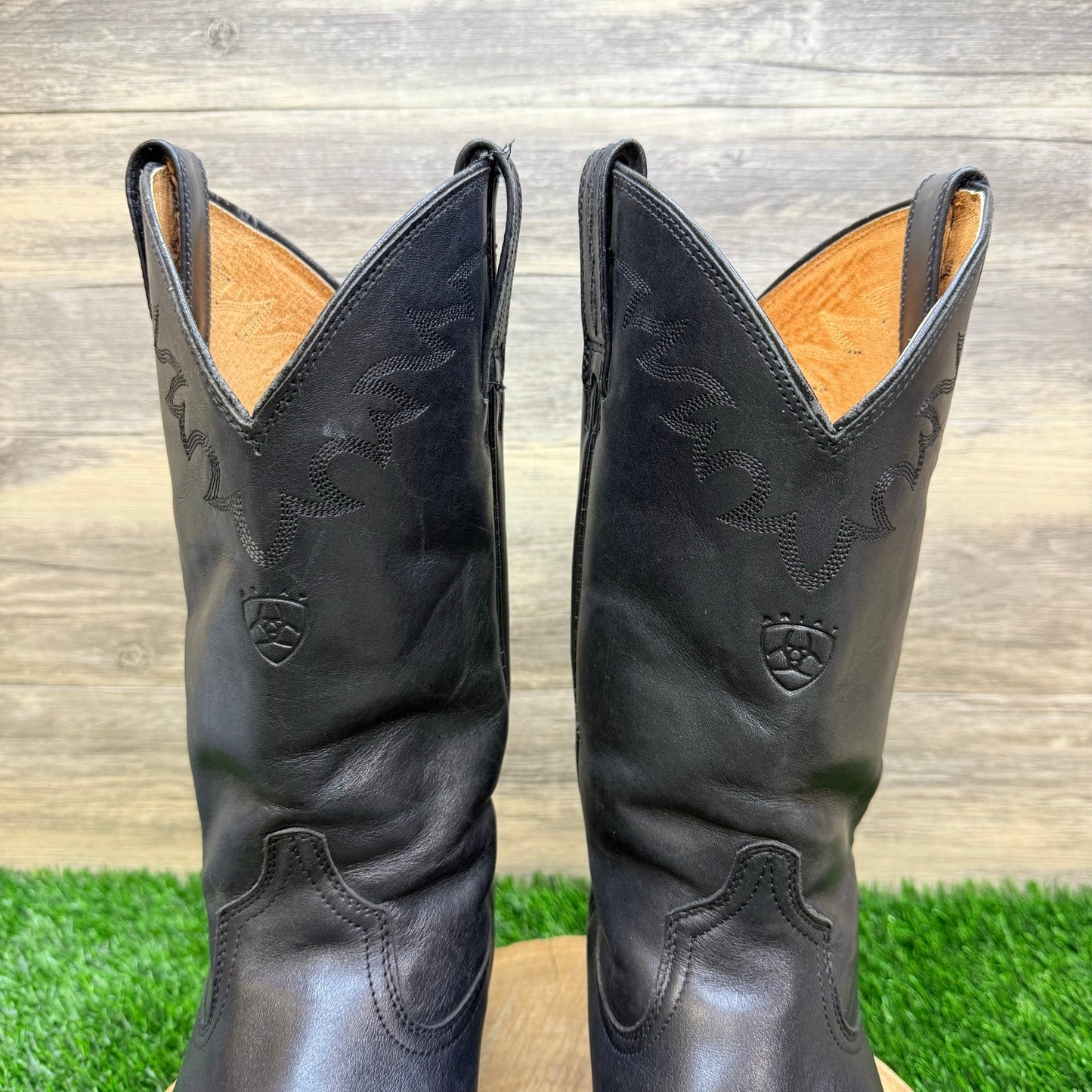 Ariat Men - Size 11EE - Black Heritage R Toe Cowboy Boots 10002192