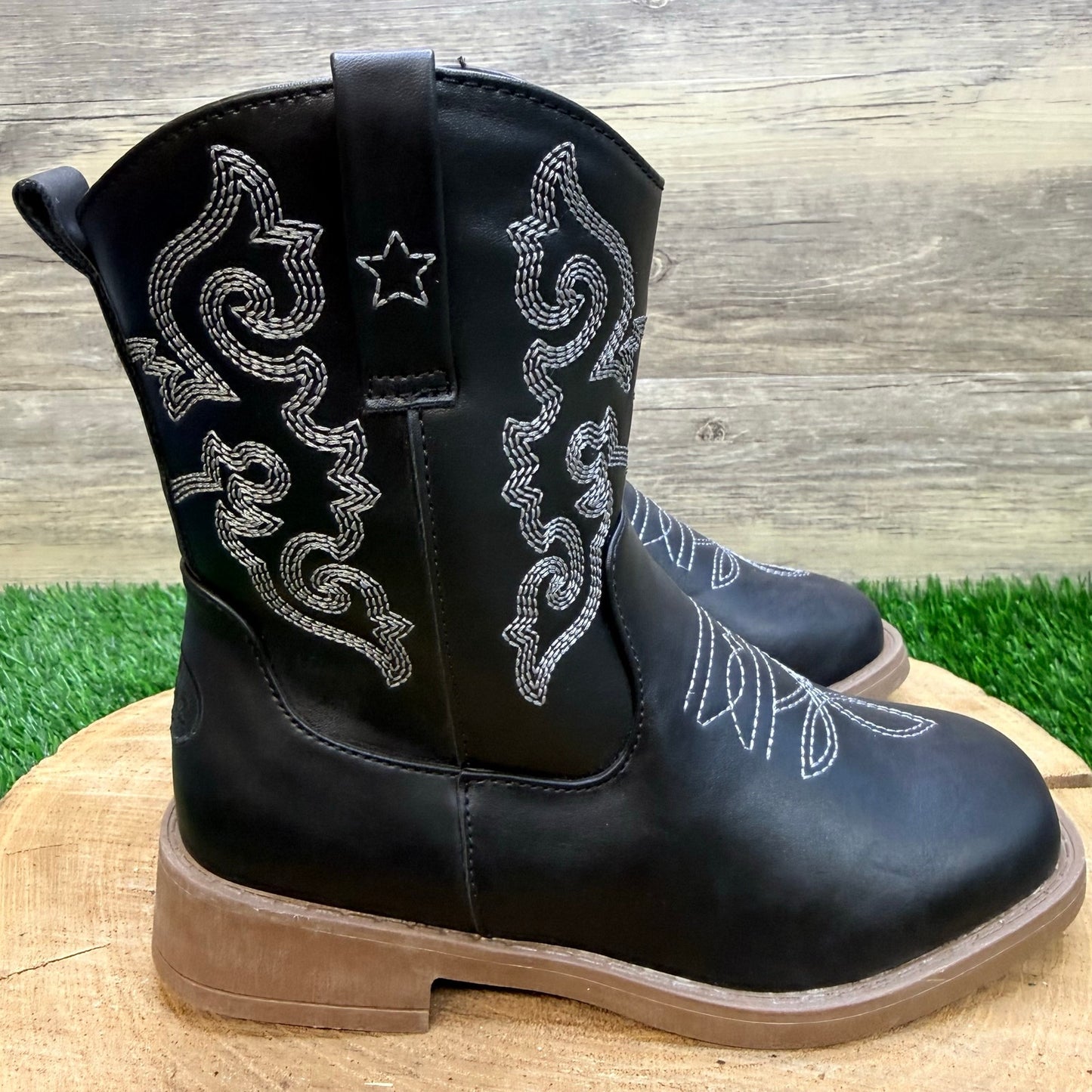 NEW Pawz Youth - Size 2 - Black Western Faux Leather Cowboy Boots