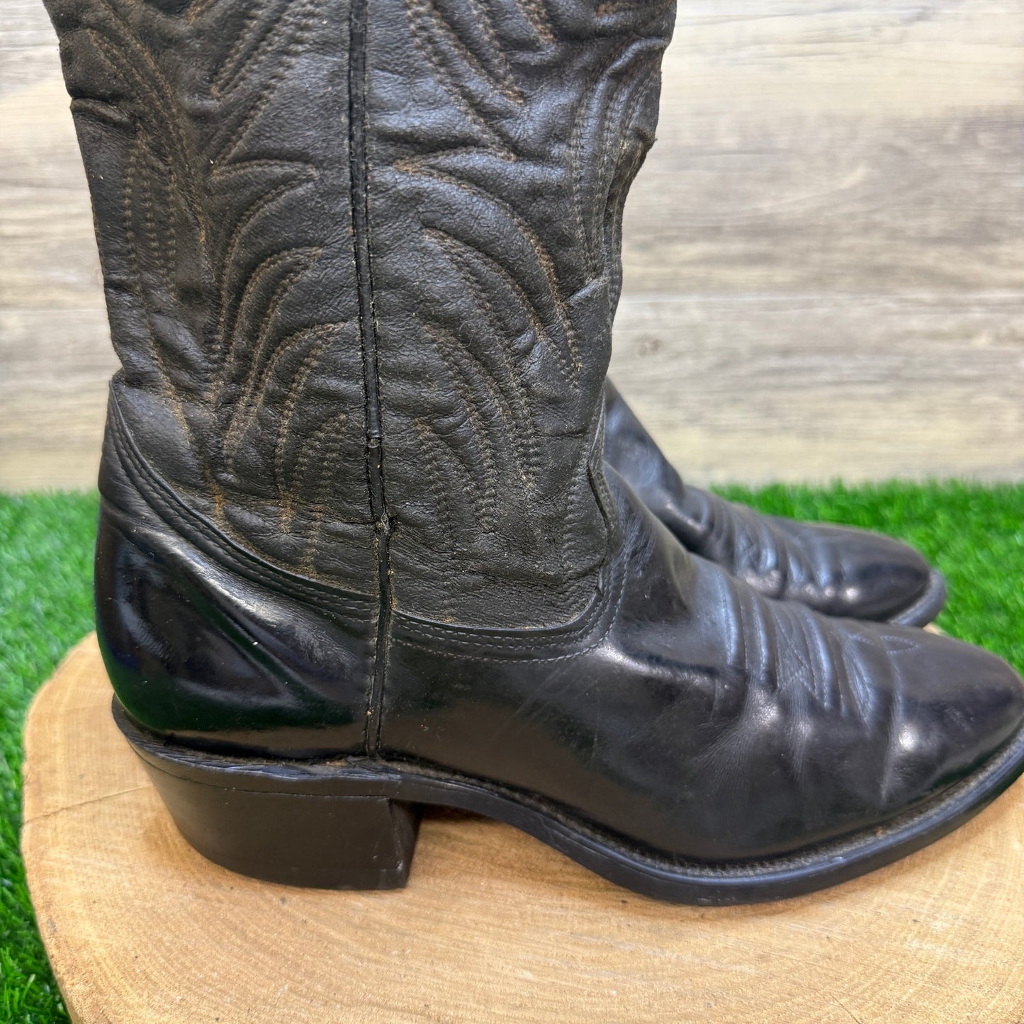Texas Men - Size 8D - Vintage Black Western Cowboy Boots Style W5010