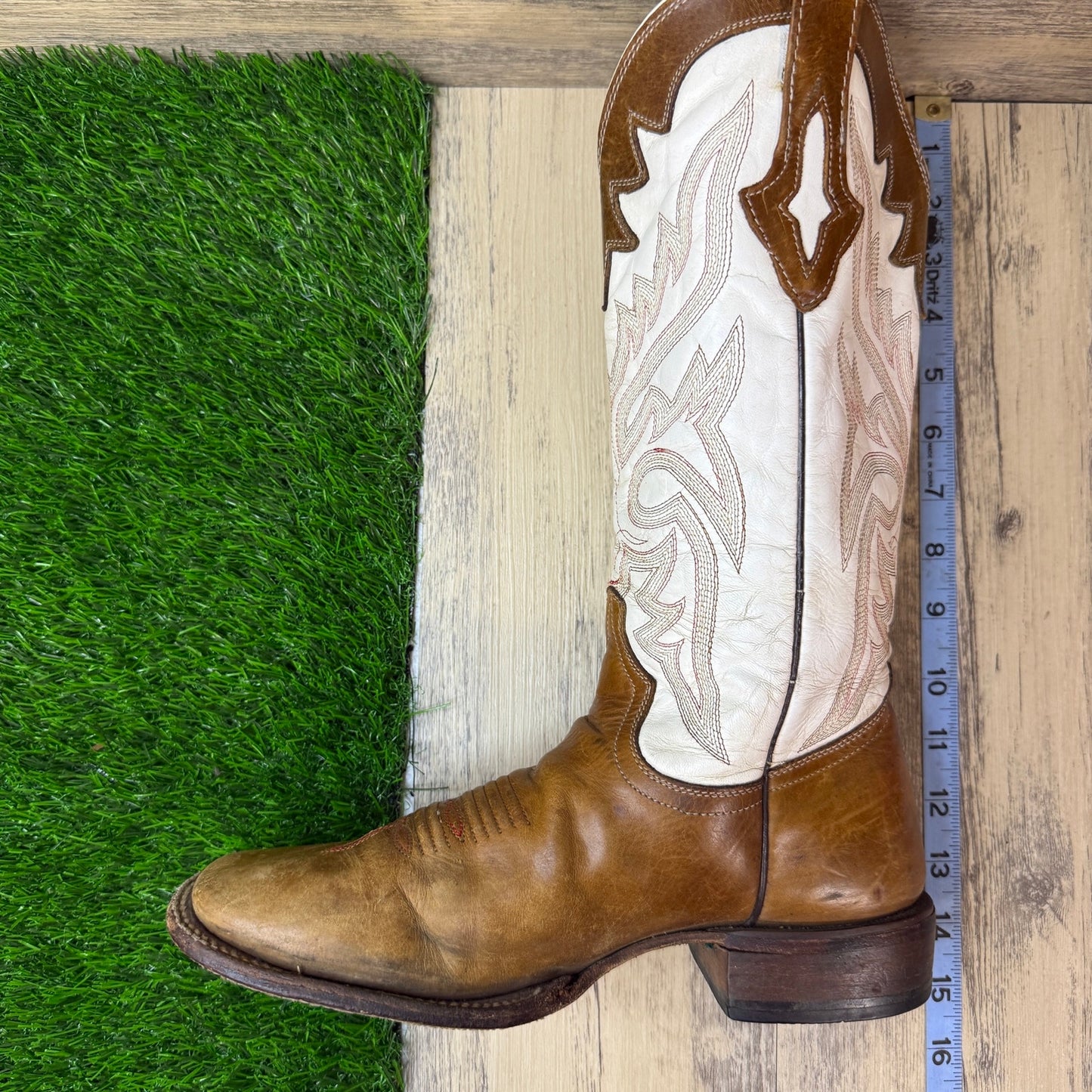 Resistol Ranch Women - Size 8B - Tan/White Square Toe Cowboy Boots M3603