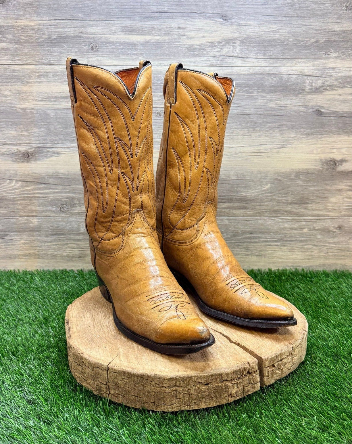 Wrangler Men - Size 10.5D - Vintage Tan Western Cowboy Boots 12569