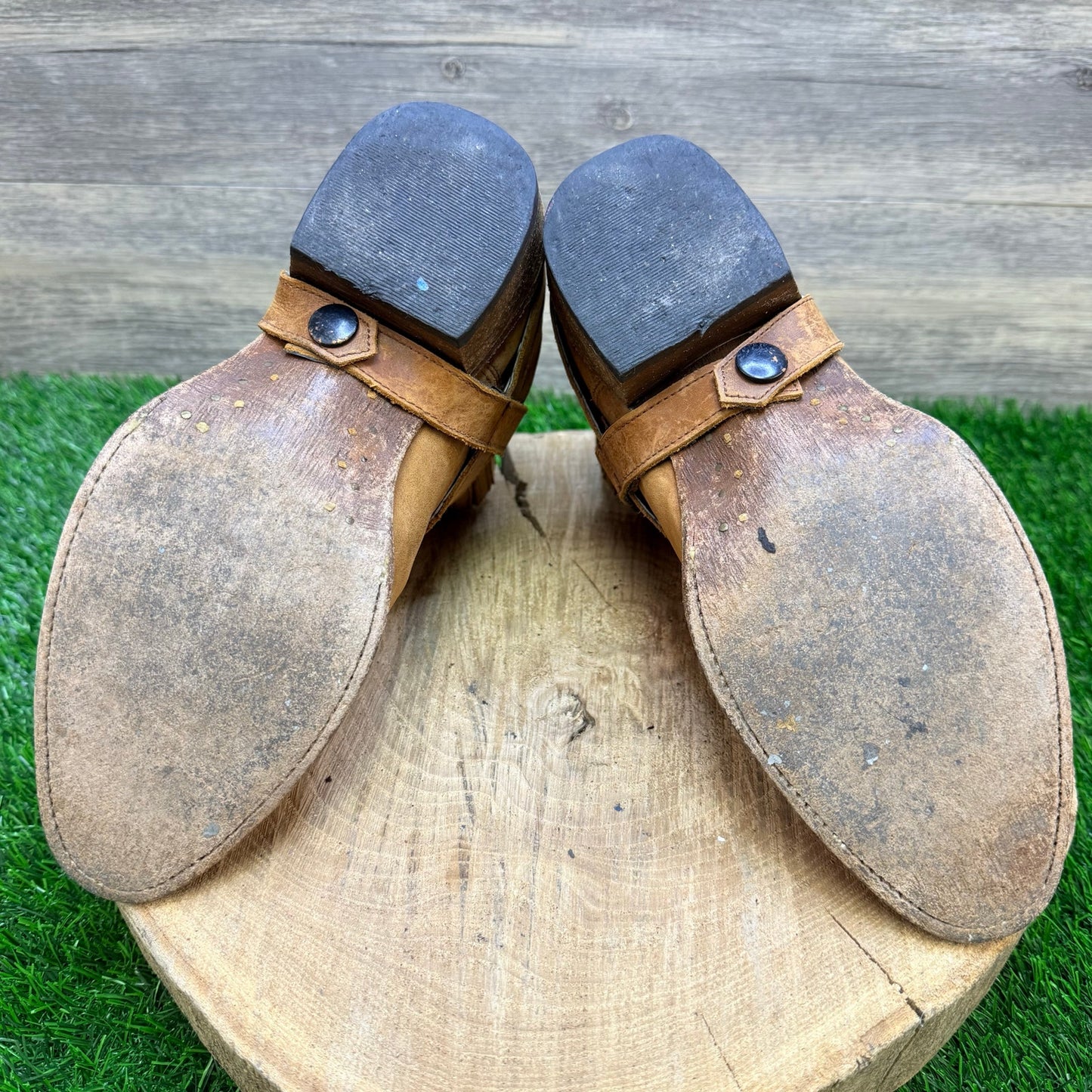 Matisse Women - Size 8.5M - Tan Suede Harness Ankle Boots Judd