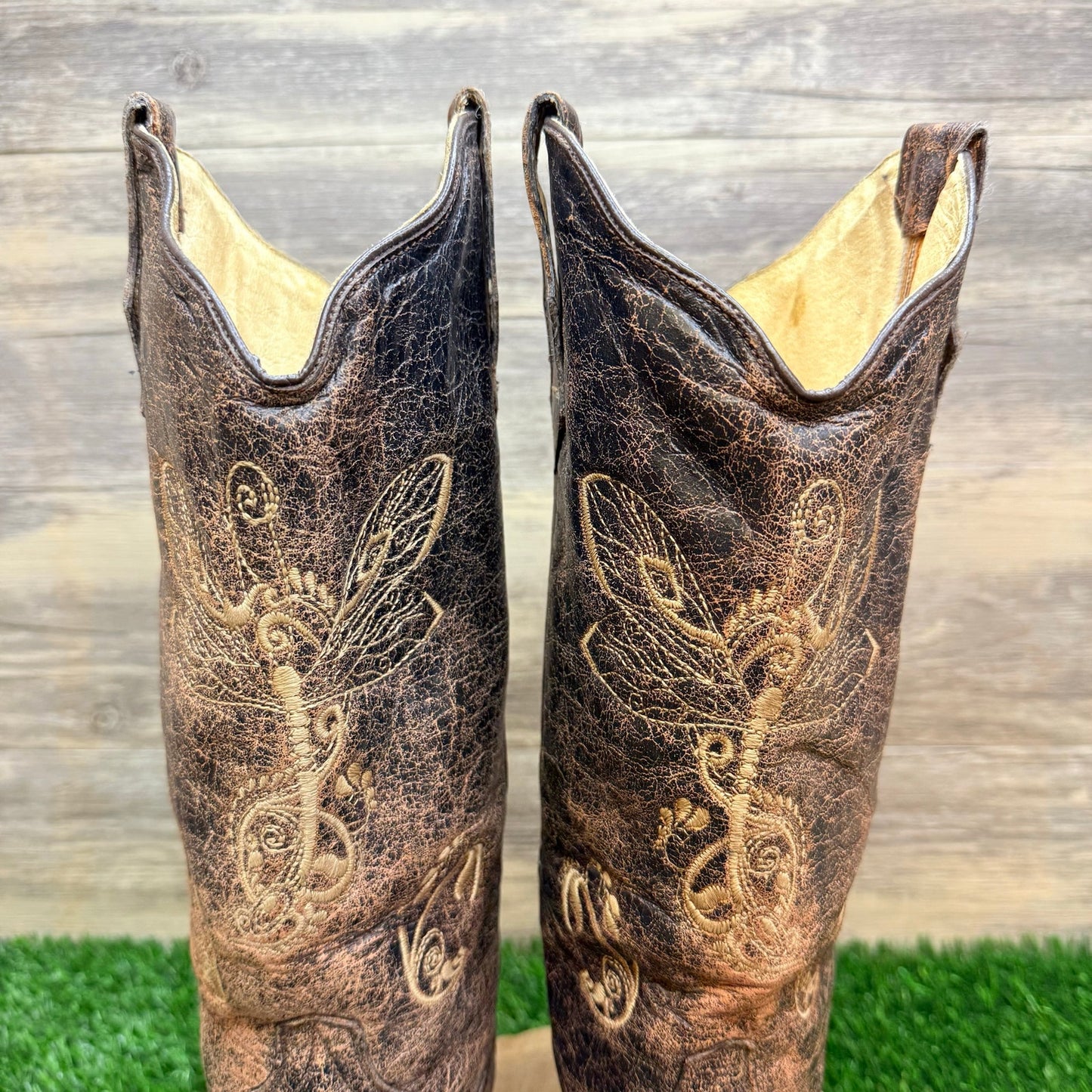 Circle G Women - Size 9M - Distr. Brown Dragonfly Snip Toe Cowboy Boots L5001