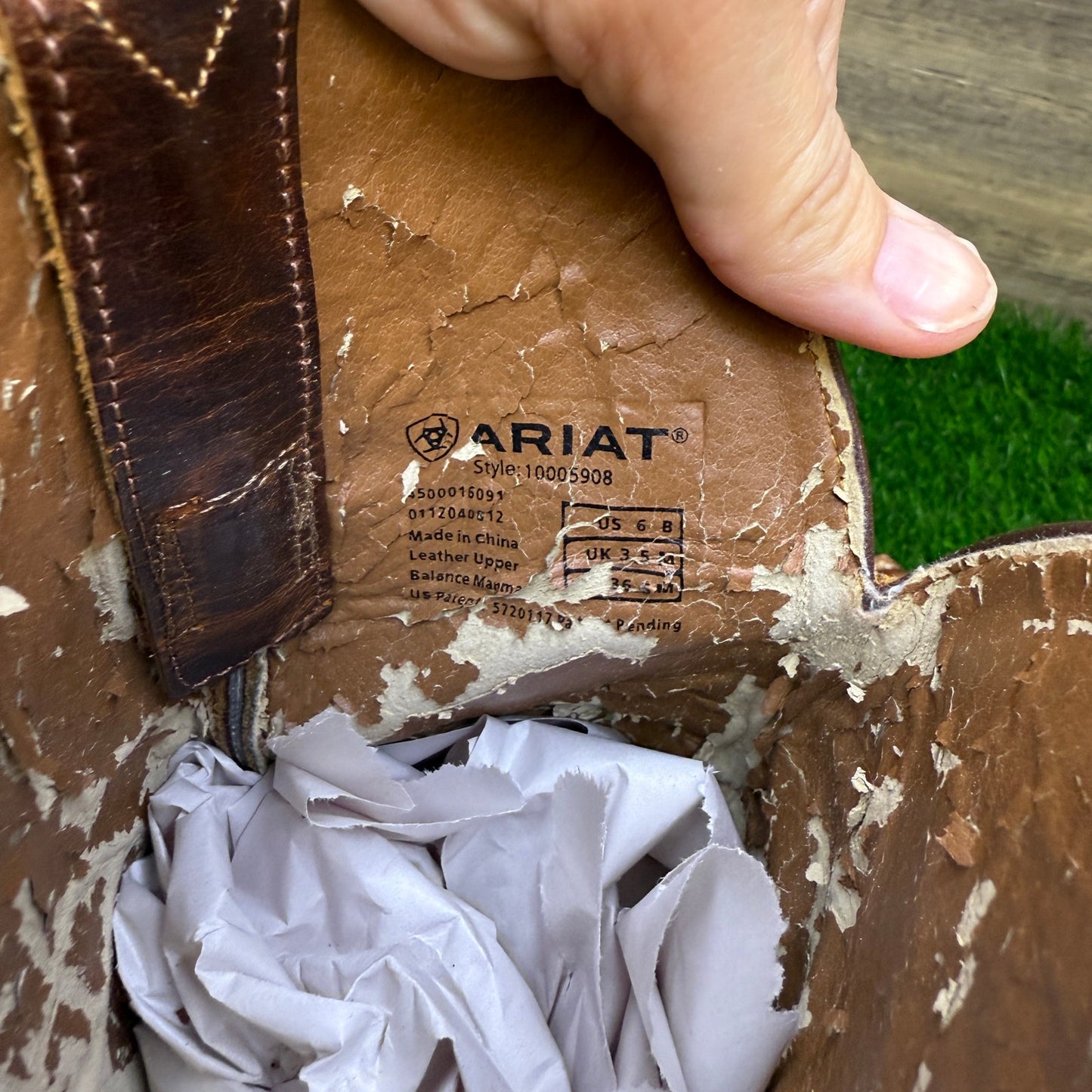 Ariat Women - Size 6B - Brown Heritage Snip Toe Cowboy Boots Style 10005908