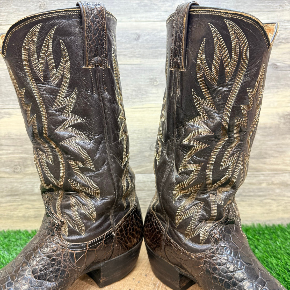 Justin Men - Size 10D - Vintage Chocolate Preban Sea Turtle Cowboy Boots 9202