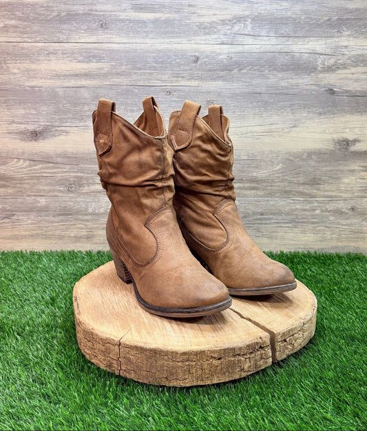Rocket Dog Women - Size 9 - Tan Faux Suede Slouch Cowboy Boots 12625
