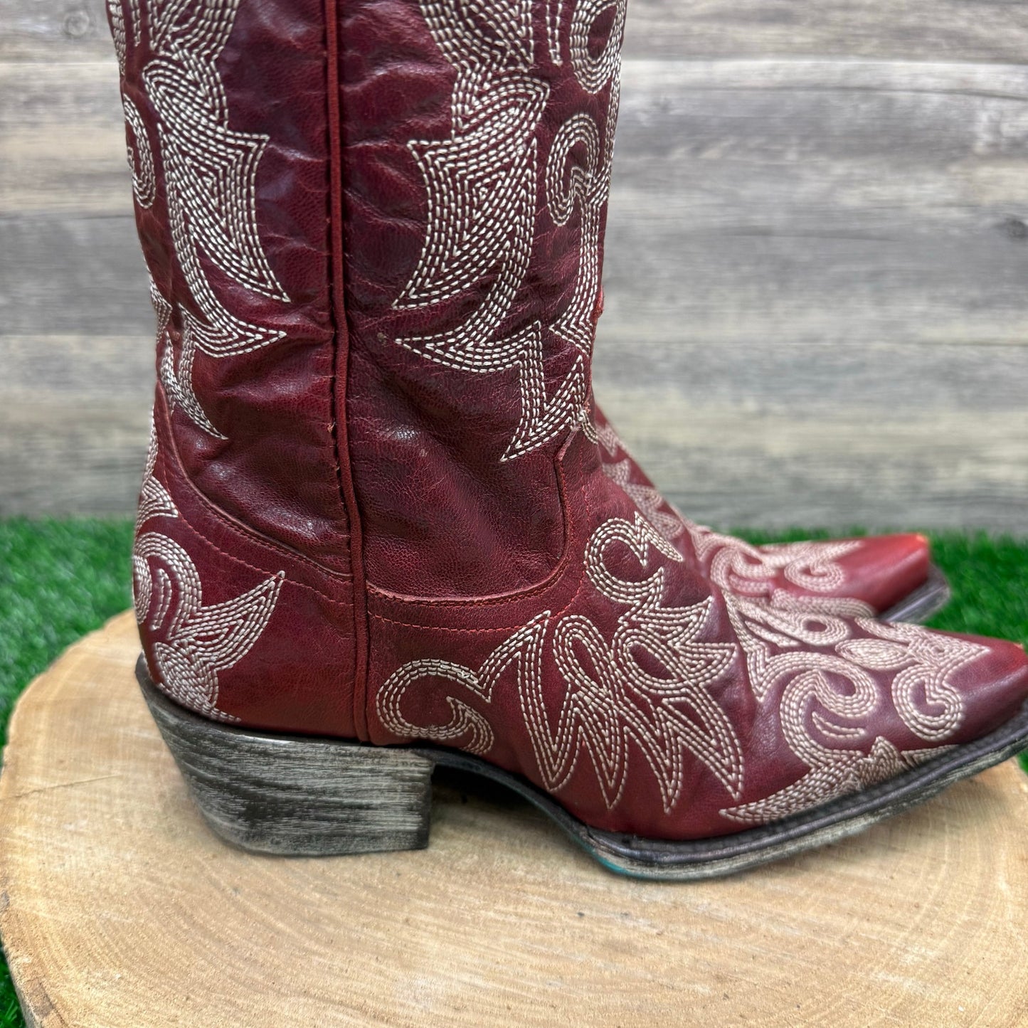 Lane Women - Size 6.5 - Red Saratoga Snip Toe Cowboy Boots Style LB0031D