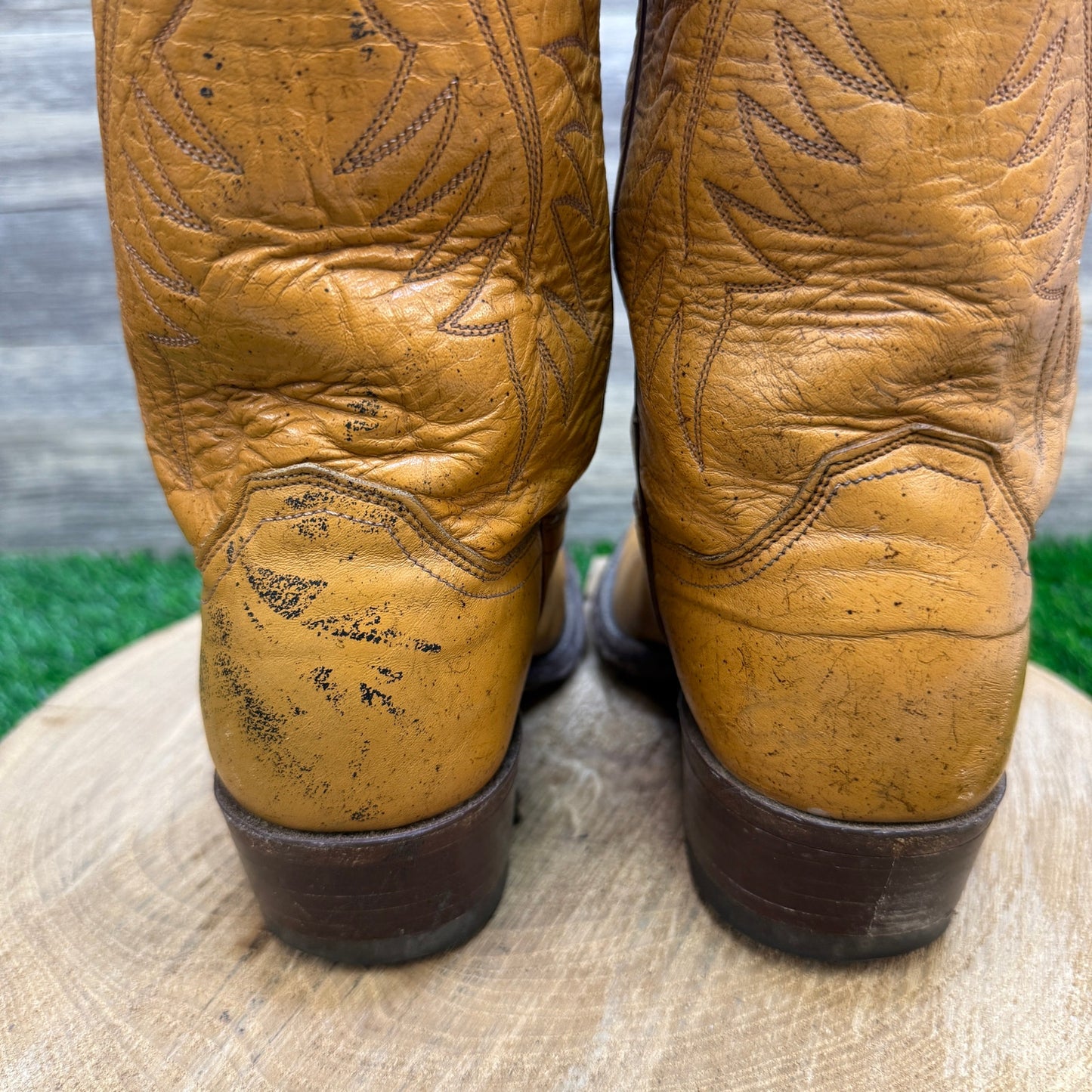 Justin Women - Size 7B - Vintage Marbled Sand Cowboy Boots Style L4127