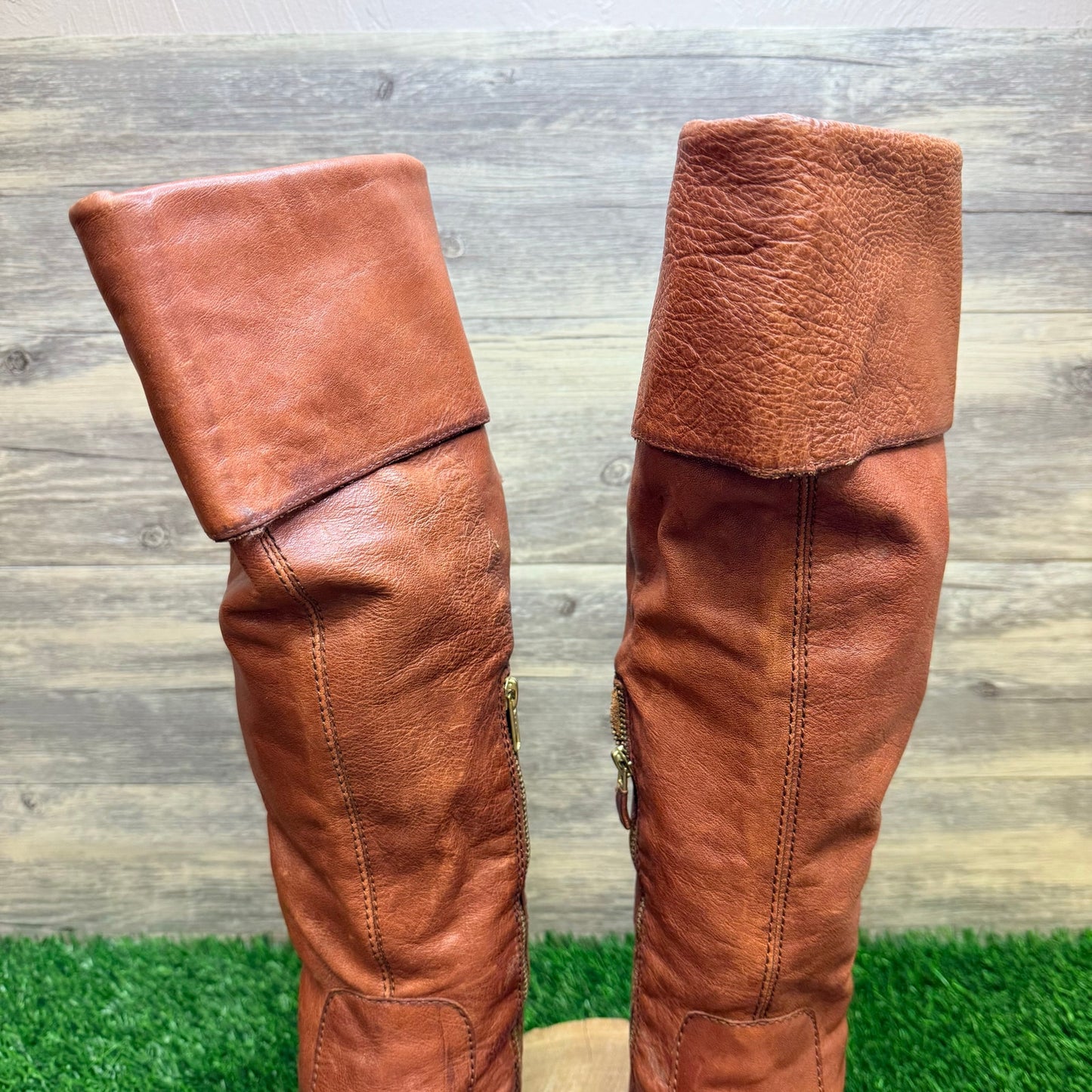 Vince Camuto Women - Size 10 - Brown Riding Zipper Boots