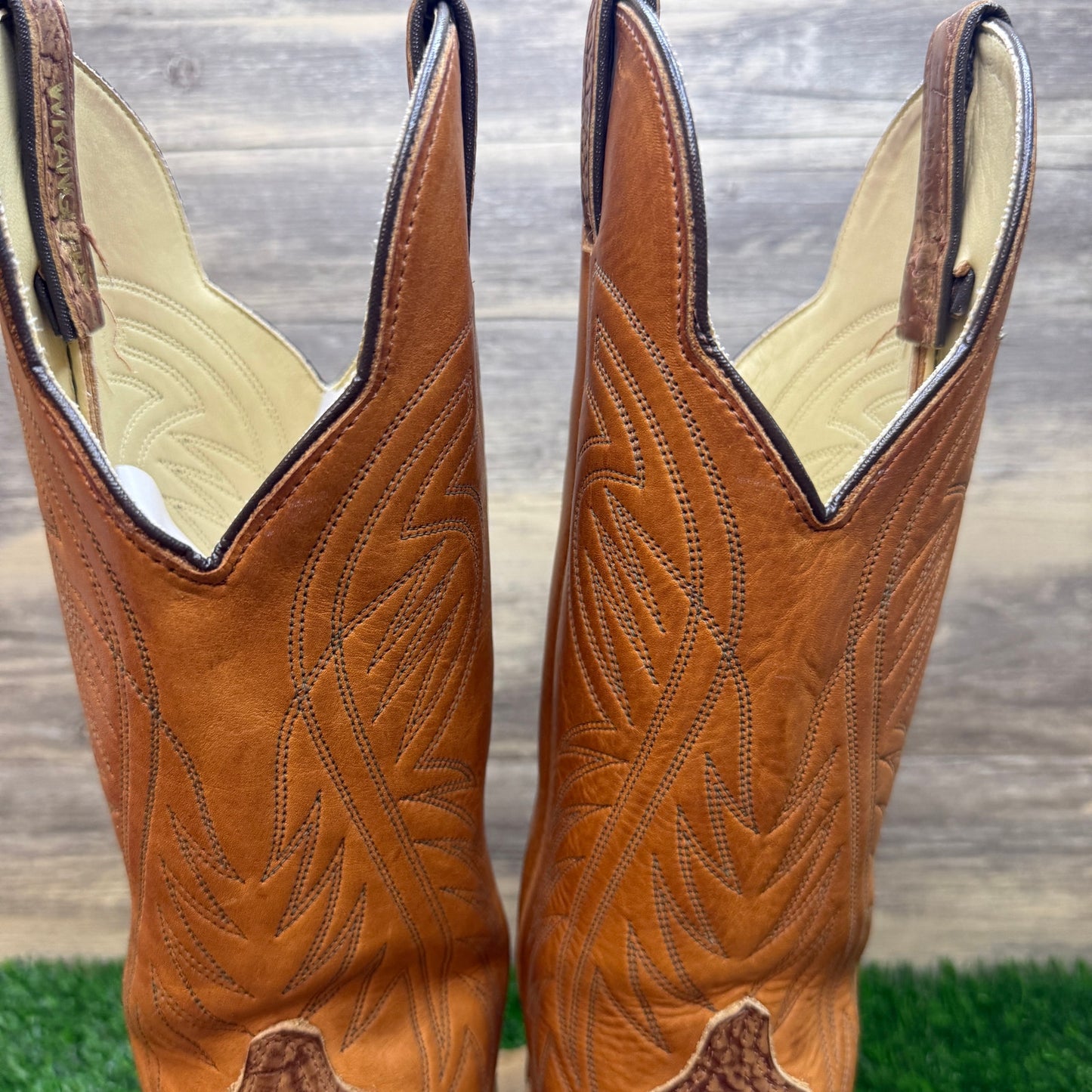 Wrangler Men - Size 8.5D - Vintage Tan Exotic Print Faux Leather Cowboy Boots