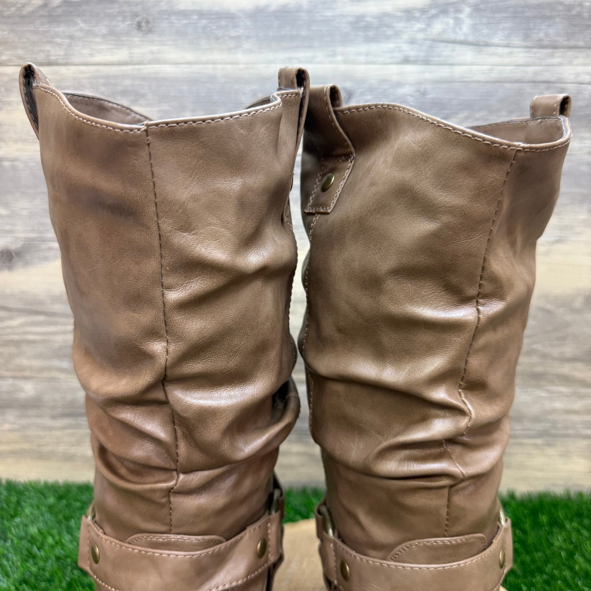 Refresh Women - Size 10 - Beige Slouch Buckle Faux Leather Boots Style Wild