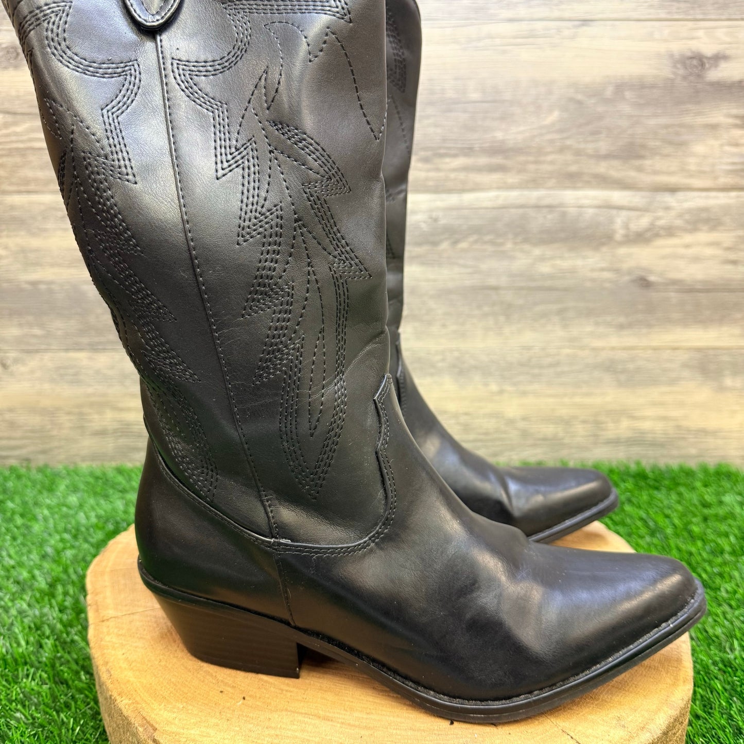 Madden Girl Women - Size 8.5M - Black Faux Leather Cowboy Boots Redford