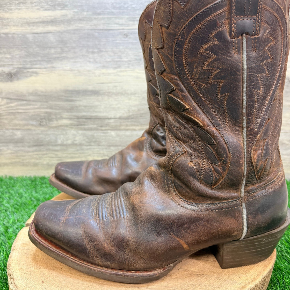 Ariat Men - Size 10EE - Brown Legend Phoenix Square Toe Cowboy Boors 10002310