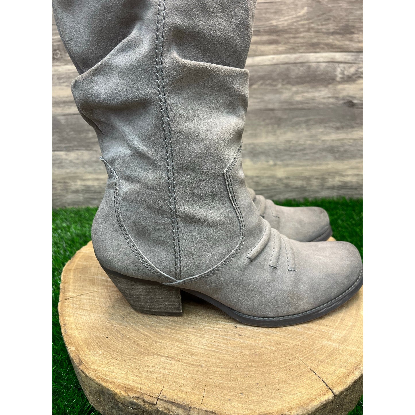 BCBG Women - Size 8B - Gray Suede Boots Style Holland