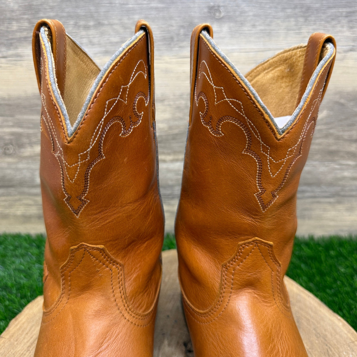 Ariat Women - Size 6.5B - Cognac Blackwater Square Toe Cowboy Boots Style 18101