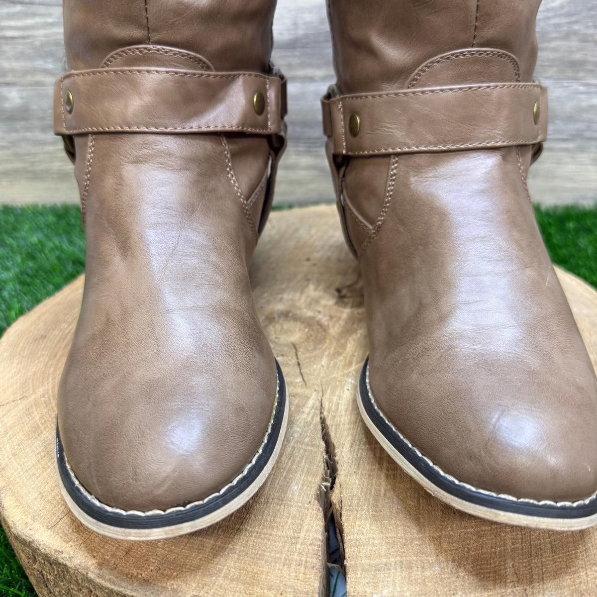Refresh Women - Size 10 - Beige Slouch Buckle Faux Leather Boots Style Wild